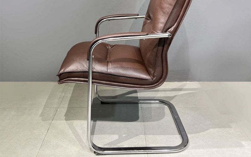 Ghế giám đốc chân quỳ